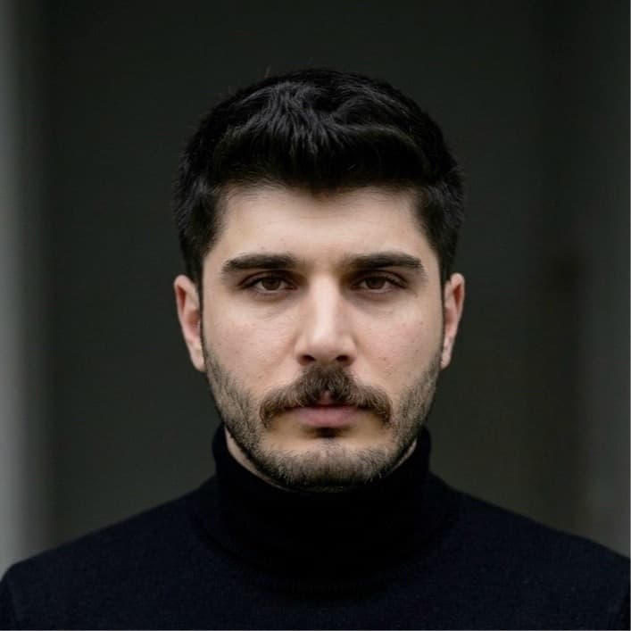 Porträt von Omid Amini